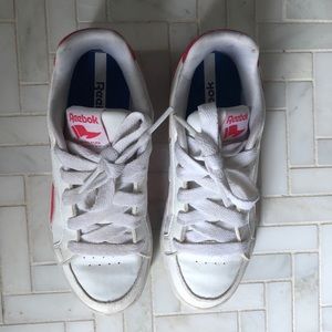 CLASSIC REEBOK SNEAKERS FOR GIRLS SIZE US 13